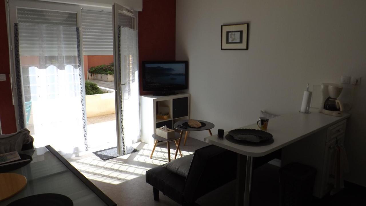 Appartement T2 ,parking privé,terrasse, 10 mns à pieds de la cité corsaire et ses plages Saint-Malo Exterior foto